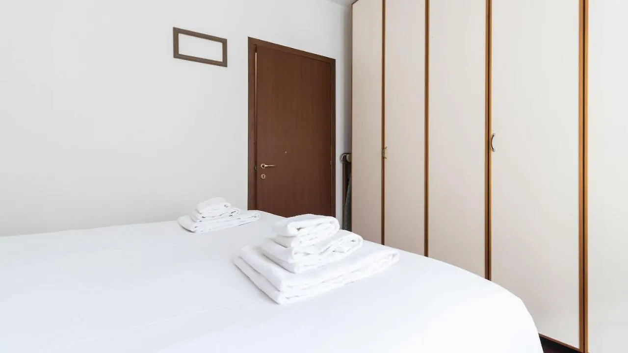Italianway - Gioia 47 Apartman Milánó